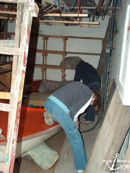 UKS REMONTUJE OMEGI 2004